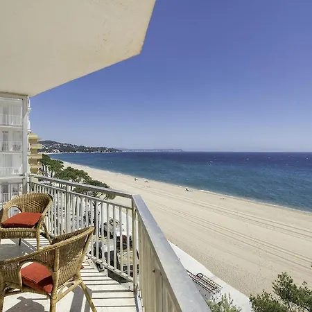 With Sea Views In شقة *